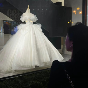 丰满少妇人妻无码专区
