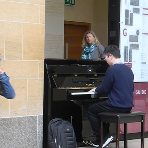 丰满少妇人妻无码专区
